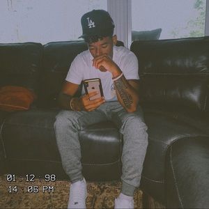 Meet your Posher, De'andre